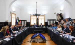 Governo apresenta proposta do OE2025 esta quinta-feira