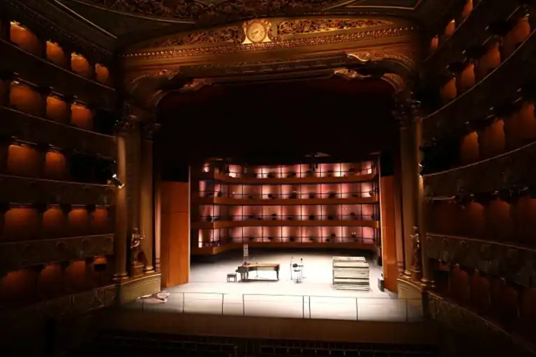 Bilhetes dos teatros nacionais a metade do preço para jovens até aos 25 anos&nbsp;