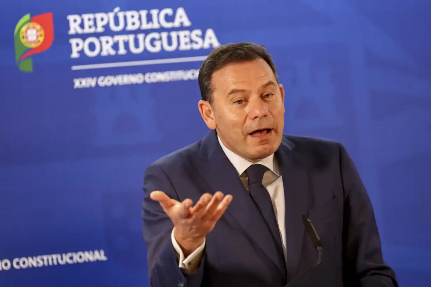 Montenegro diz que “nunca o Governo propôs um acordo ao Chega” e acusa Ventura de mentir