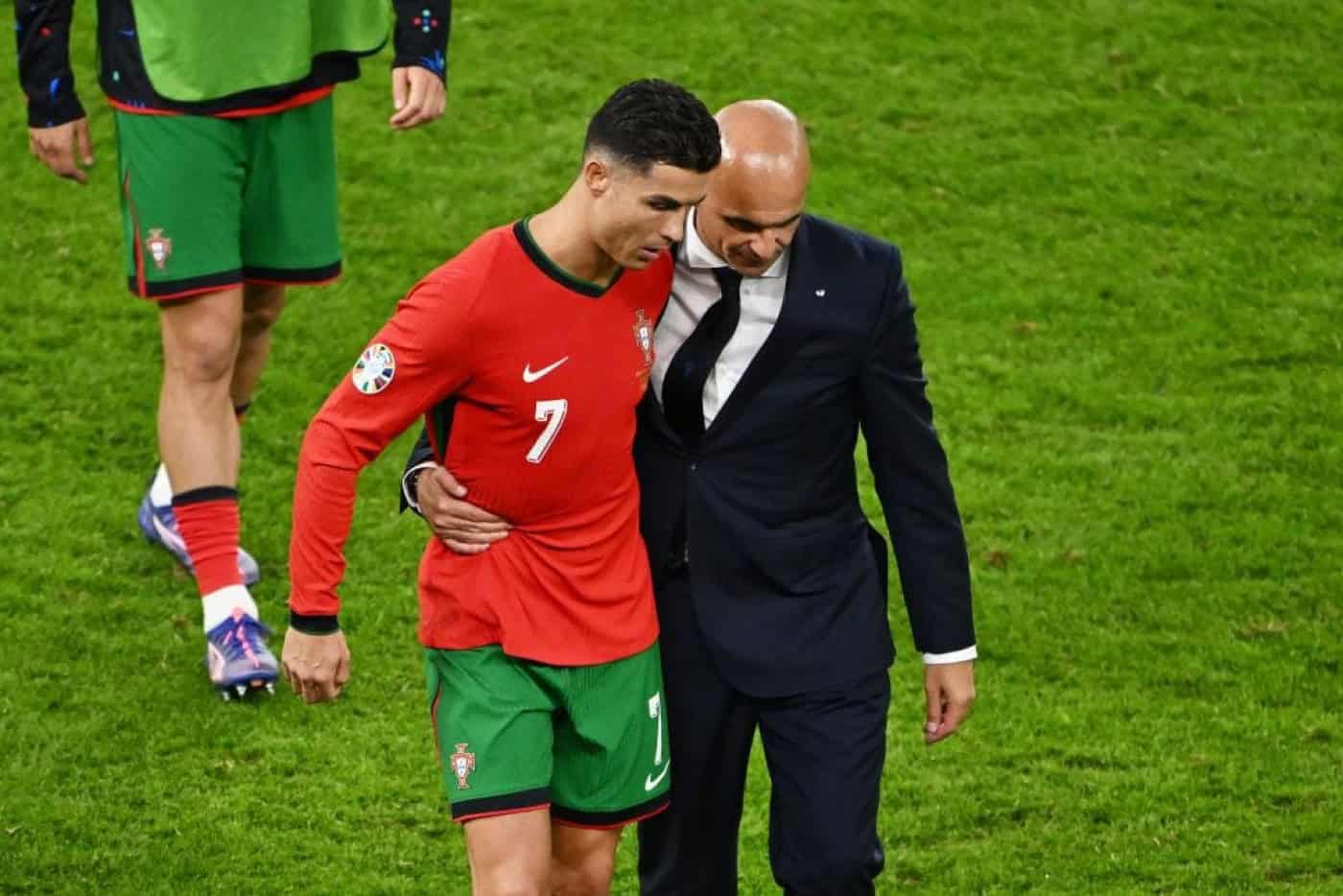 Liga Nações: Ronaldo regressa ao 'onze' de Portugal na estreia de Renato Veiga&nbsp;