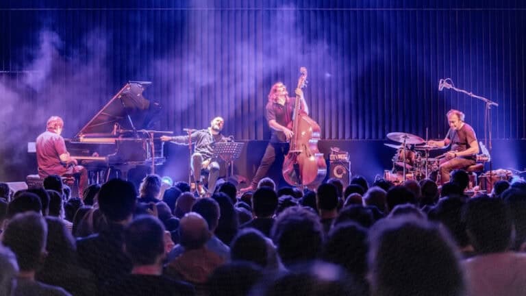 Sumrrá e Niño de Elche numa união para “não ficar indiferente” no Theatro Circo