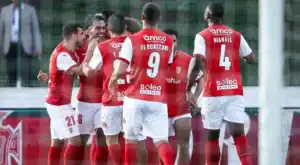 Moutinho "salva" SCB do prolongamento com 1º de Dezembro