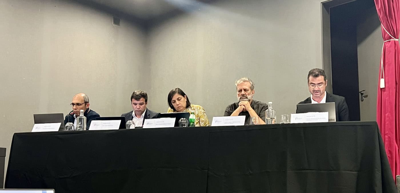 PS considera que José Manuel Mendes não é o nome mais adequado para um Prémio de Poesia