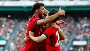 Bola de Ouro. Rúben Dias e Vitinha ficam fora do top-20