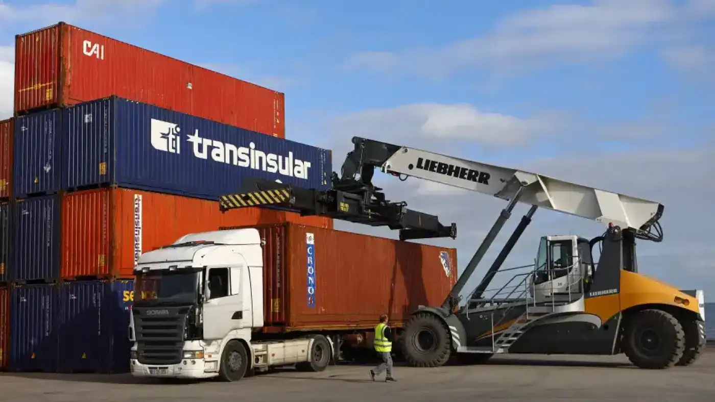 Exportações de bens sobem 9,9% no 3.º trimestre do ano