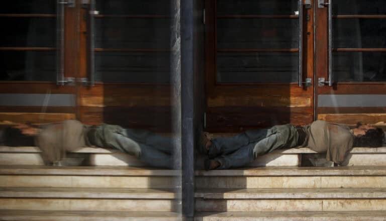 Número de pessoas sem-abrigo aumentou 23% em 2023&nbsp;