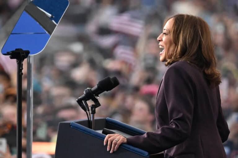 Kamala pronta para "transição pacífica" e desafia apoiantes a continuar a luta