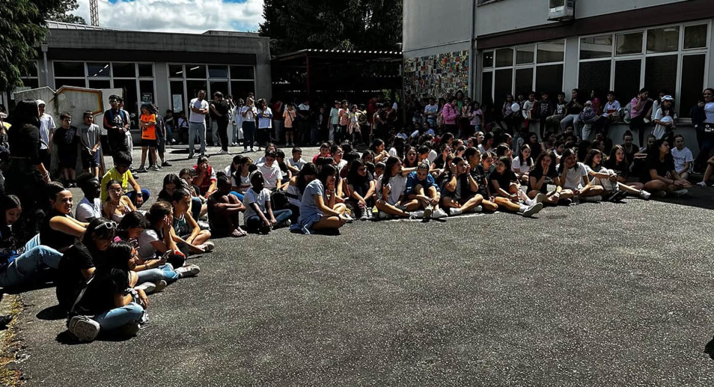 EB 2,3 Frei Caetano Brandão faz 42 anos “na espera de obras”