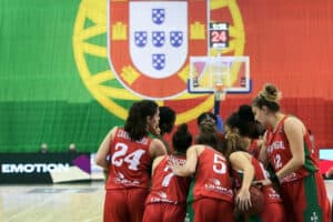 Seleção feminina de basquetebol 'esmaga' na Macedónia do Norte rumo ao Euro2025&nbsp;