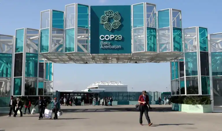 Azerbaijão recebe COP29. Proteção do clima discutida em país produtor de petróleo e gás&nbsp;