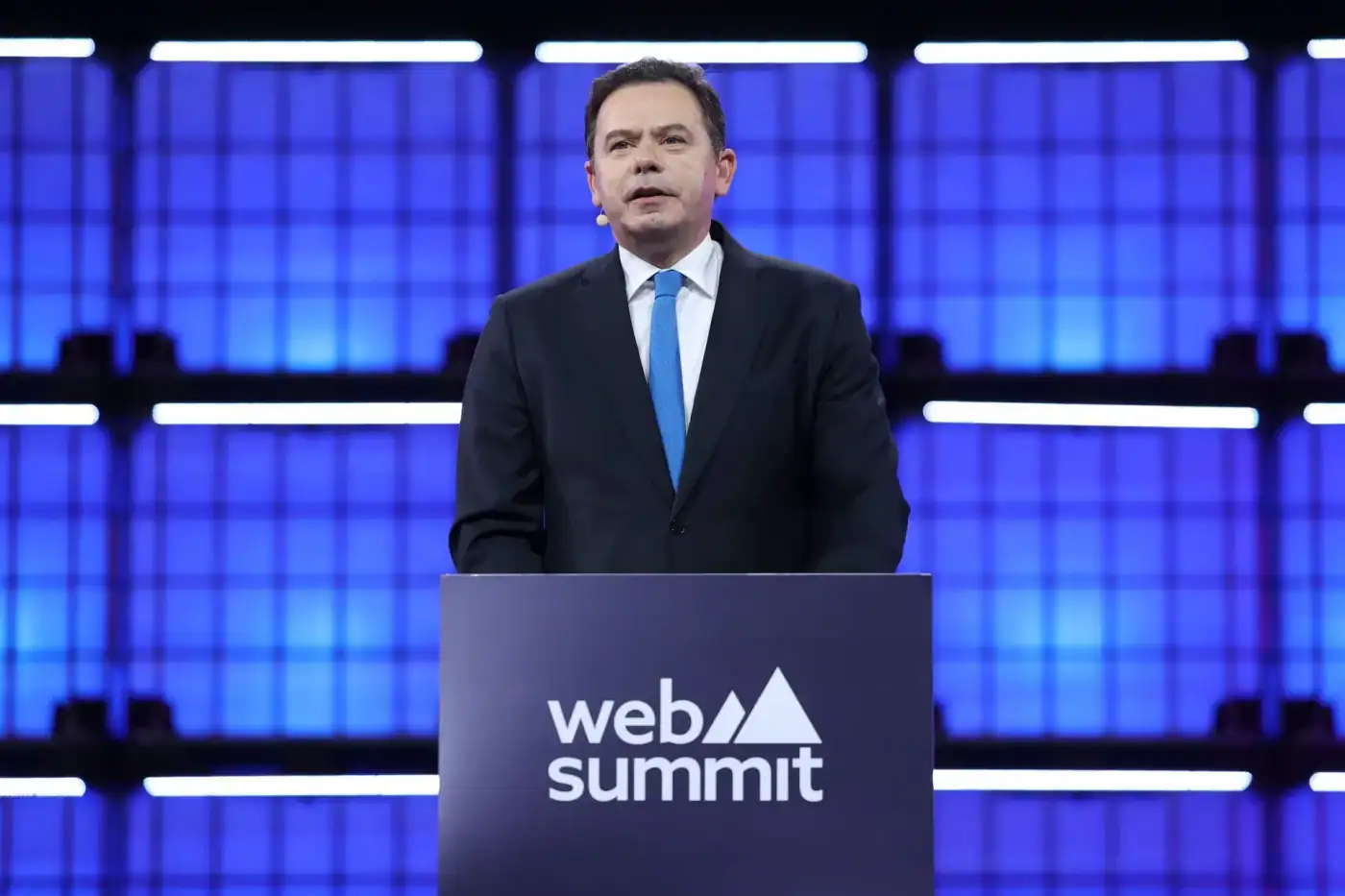 Primeiro-ministro anuncia lançamento de modelo de linguagem de IA em português