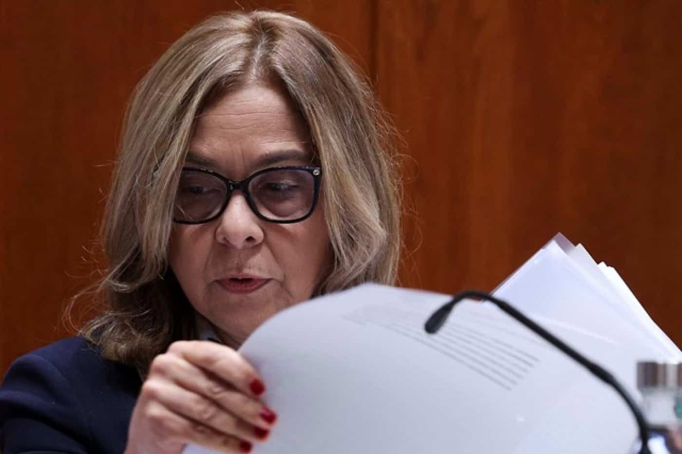 Ministra da Saúde assume "total responsabilidade" pelos acontecimentos no INEM