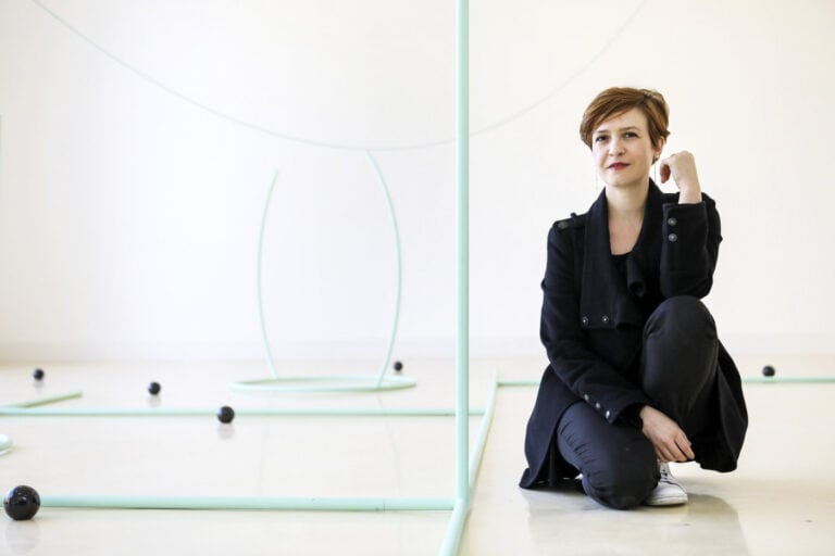 Marta Mestre de saída do CIAJG para rumar ao&nbsp;Centro Cultural de Belém