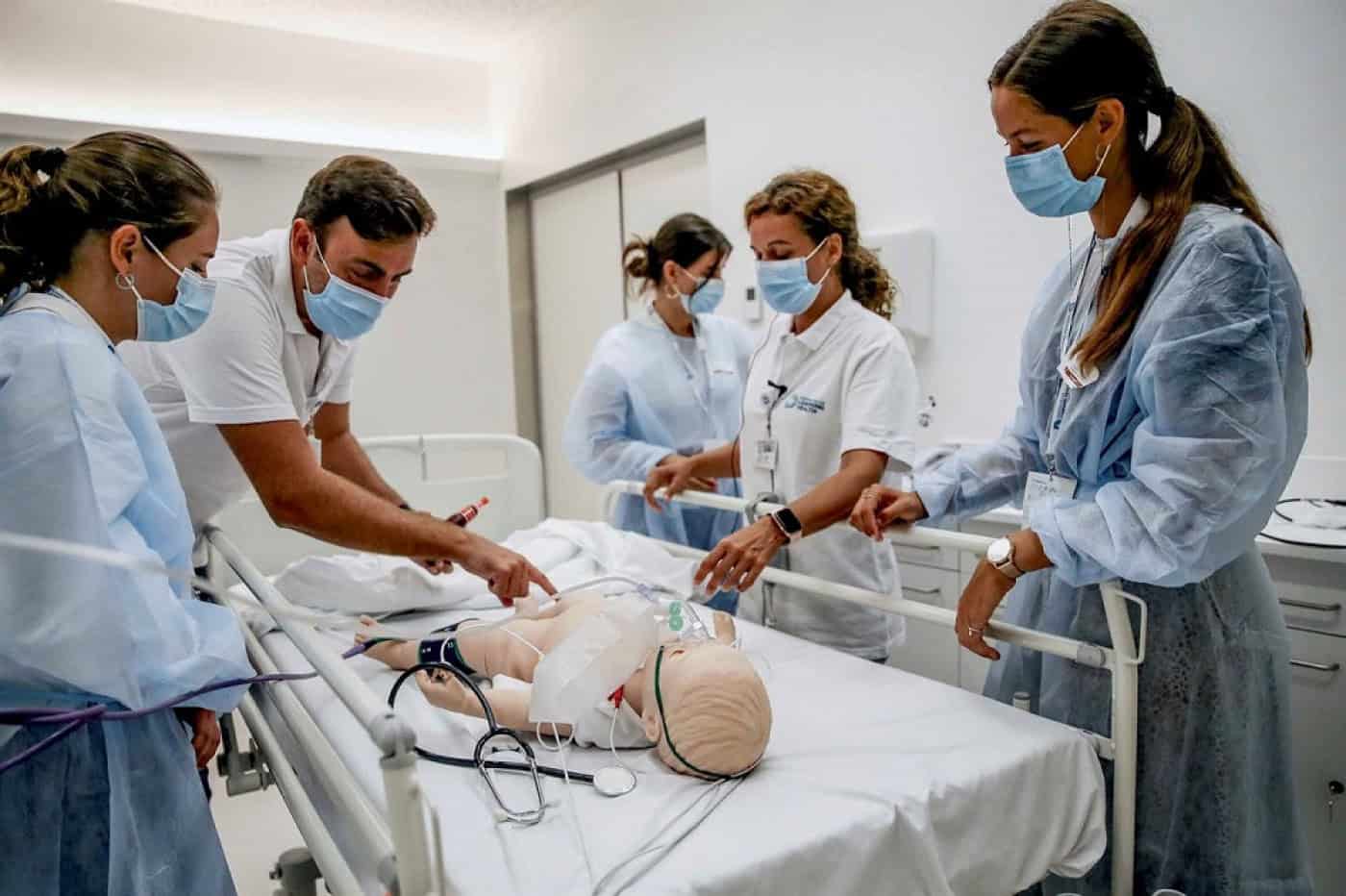 Cerca de 30% dos médicos internos das ULS de Braga e Barcelos não voltaria a escolher Medicina