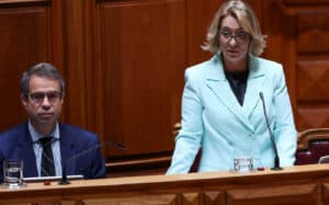 IRS Jovem vai permitir "estancar" emigração de jovens, defende Governo&nbsp;