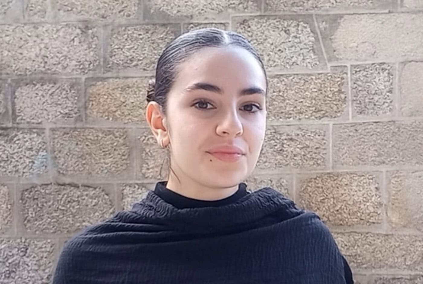 Vitória Carvalho é candidata à direção da AAUMinho para "Lutar por Abril"