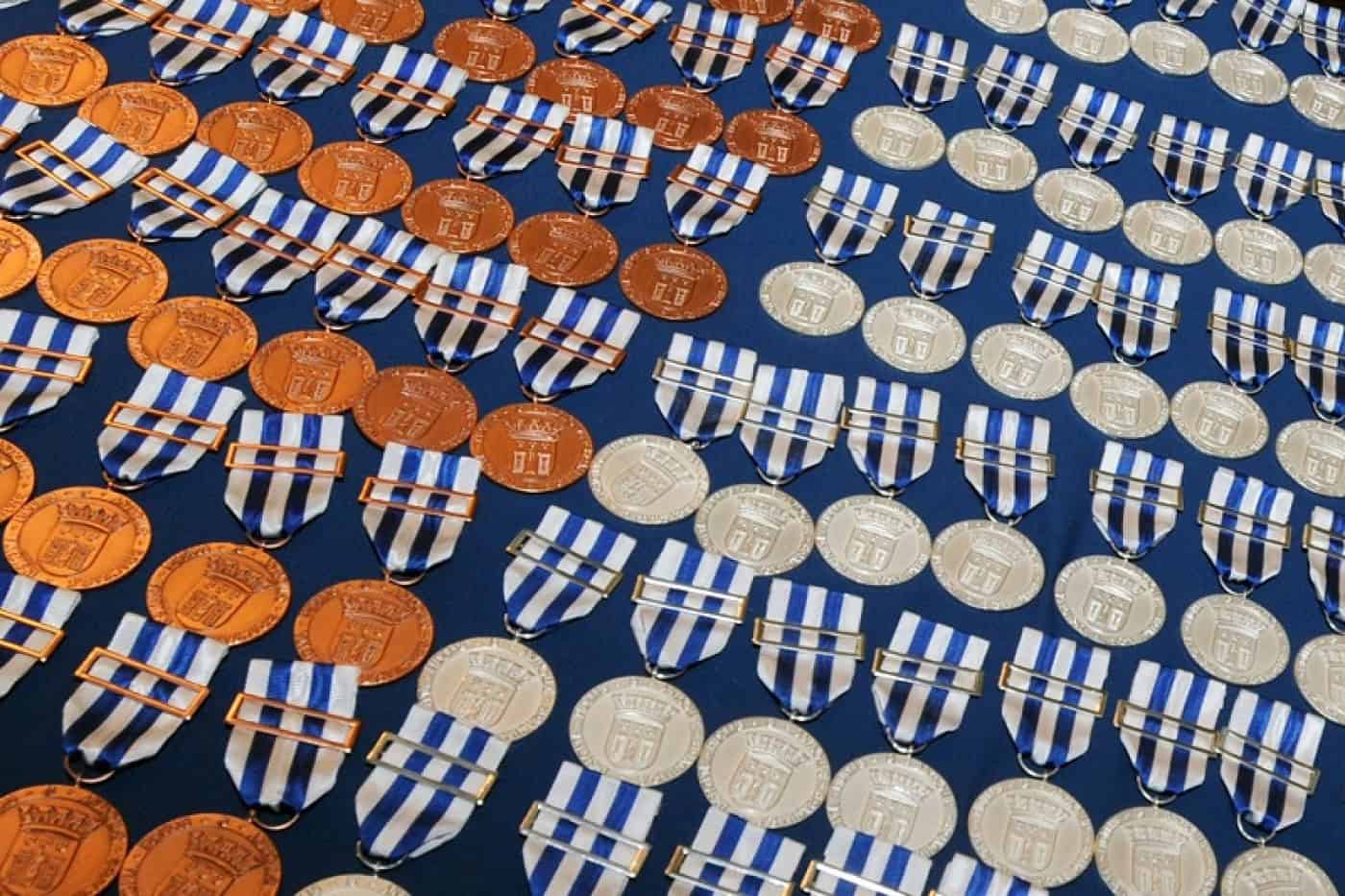 Oposição critica "longa lista" e "critério" na atribuição de Medalhas Municipais