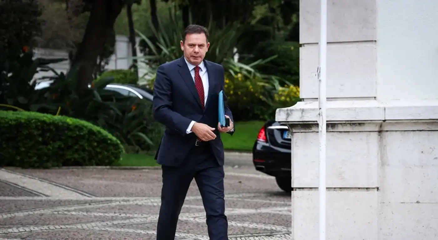 Primeiro-ministro vai falar ao país às 20h00 após reunião com MAI e ministra da Justiça