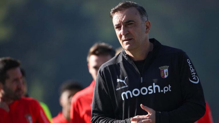 Carvalhal reconhece evolução do SC Braga mas admite que "não está tudo perfeito"