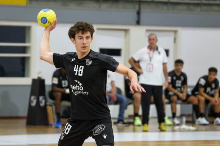 Andebol. ABC e Vitória SC vencem e sobem na tabela classificativa
