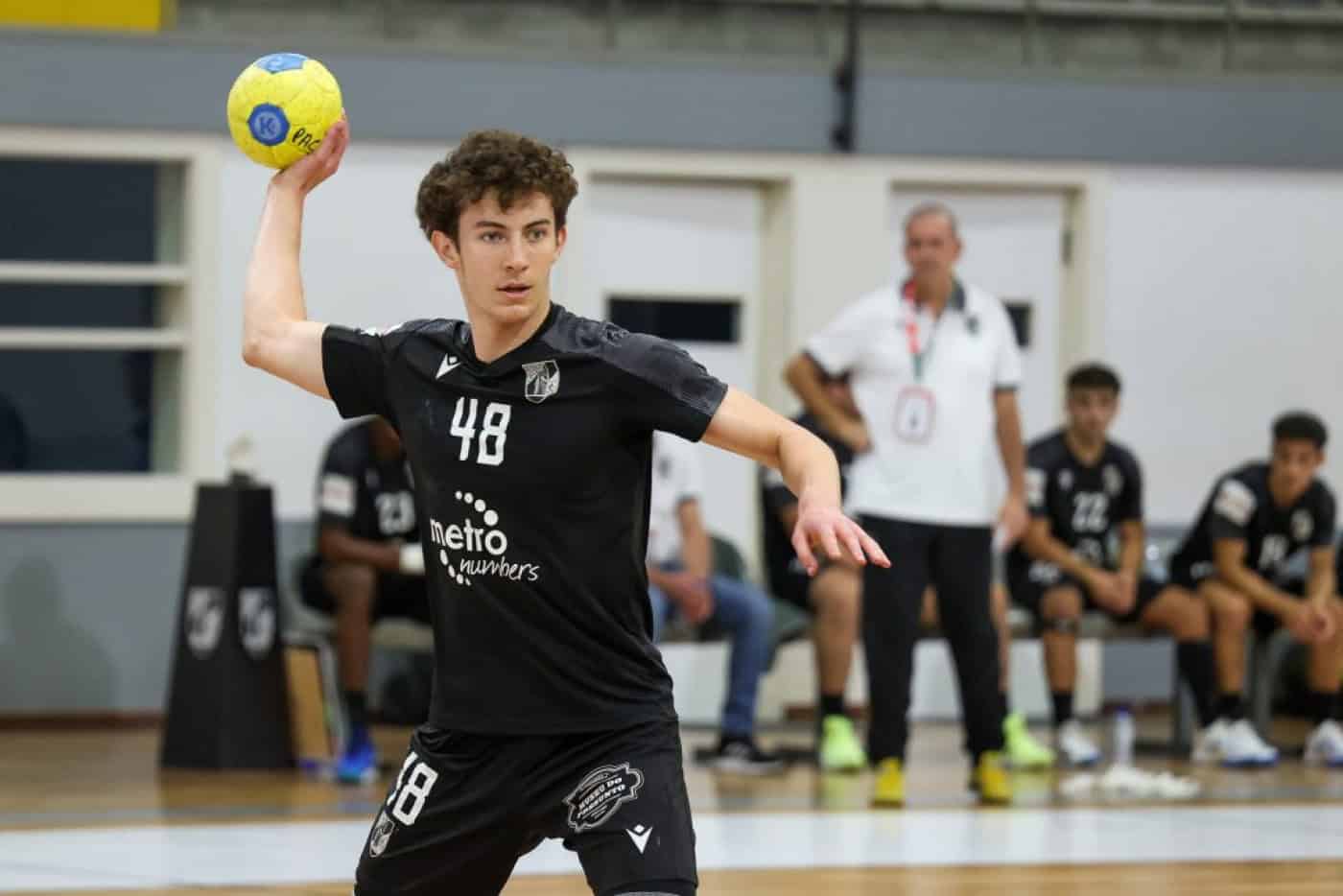 Andebol. ABC e Vitória SC vencem e sobem na tabela classificativa