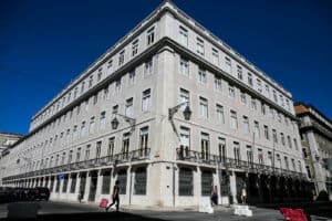 IRS Jovem, CSI e prestações sociais têm impacto de 1,5% no rendimento dos portugueses