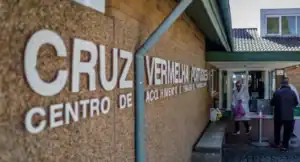 dstgroup promove "consultas poéticas" a utentes da Cruz Vermelha de Braga