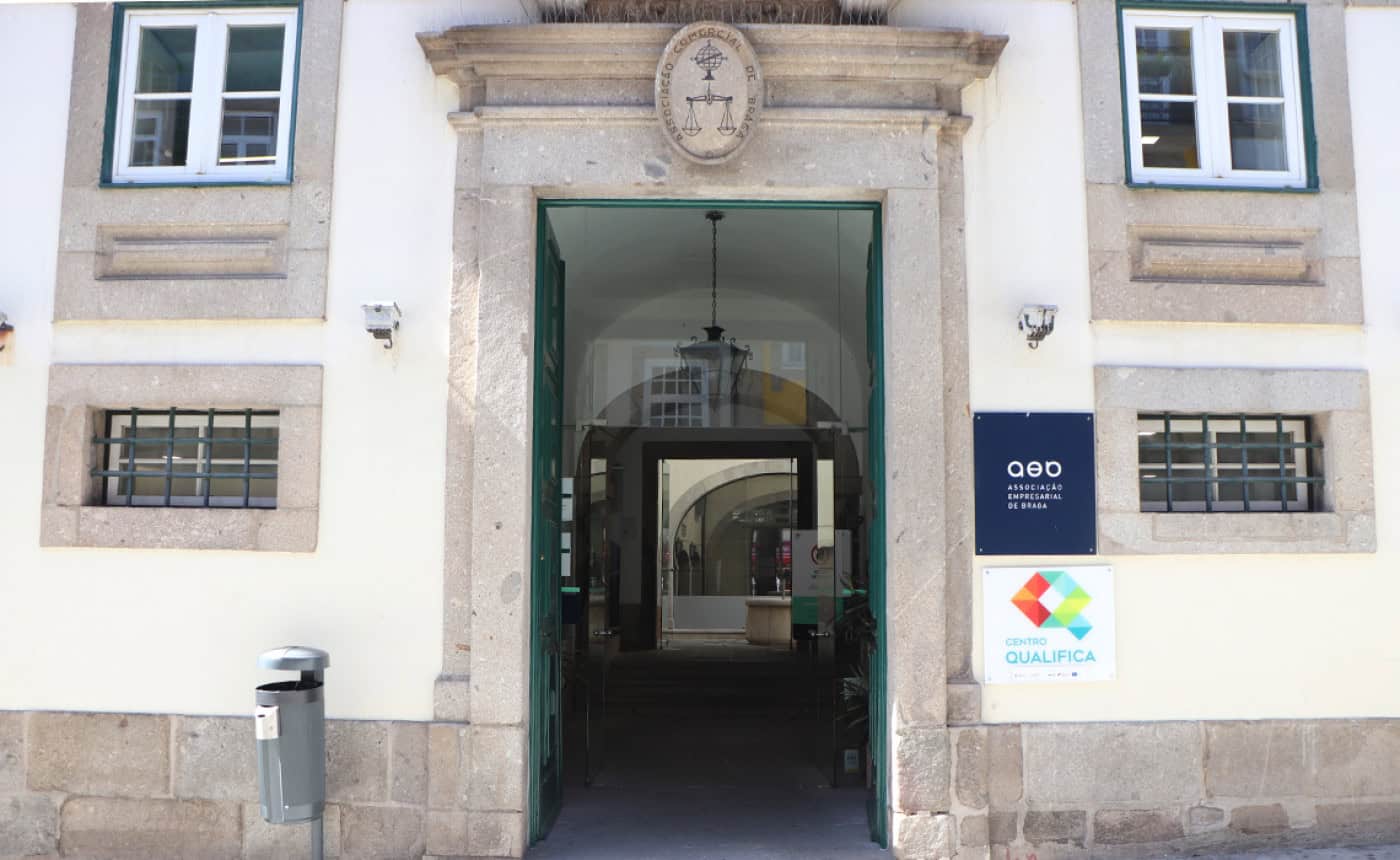 AEB espera que 2025 permita “crescimento económico"