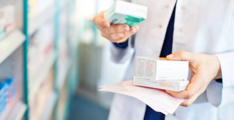 Ministério da Saúde retoma as negociações com o sindicato dos farmacêuticos