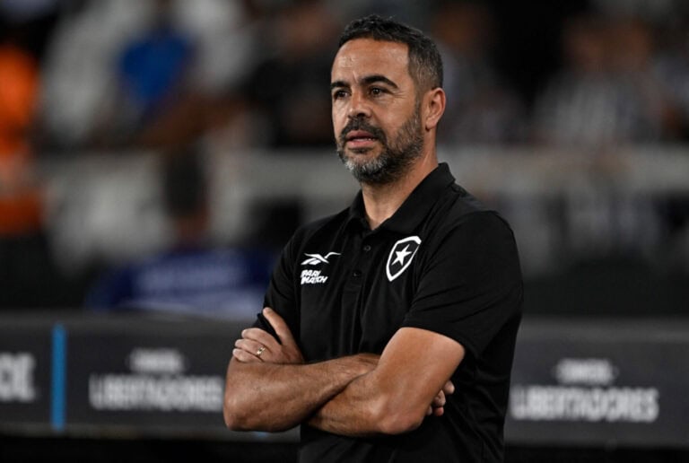 Artur Jorge a caminho do Catar