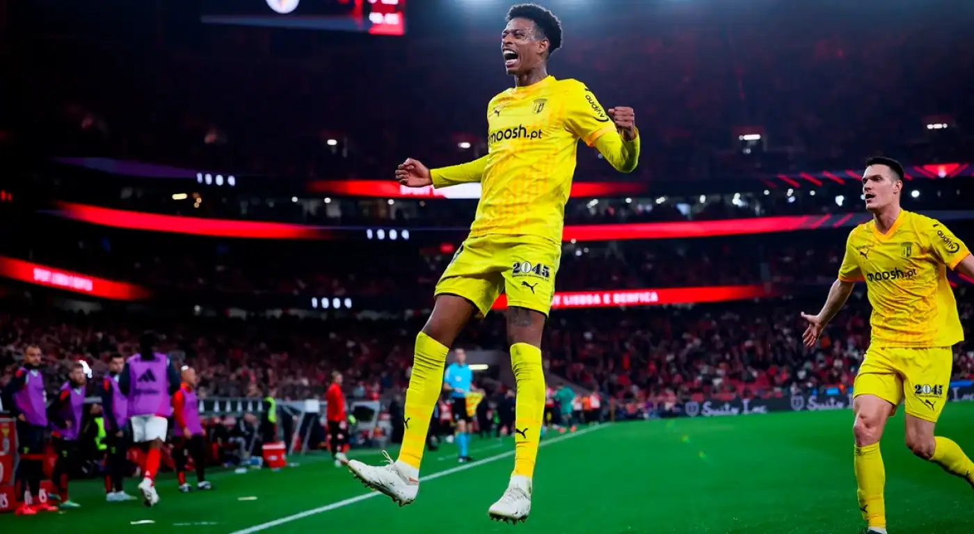 SCB "acredita" e vence Benfica na Luz