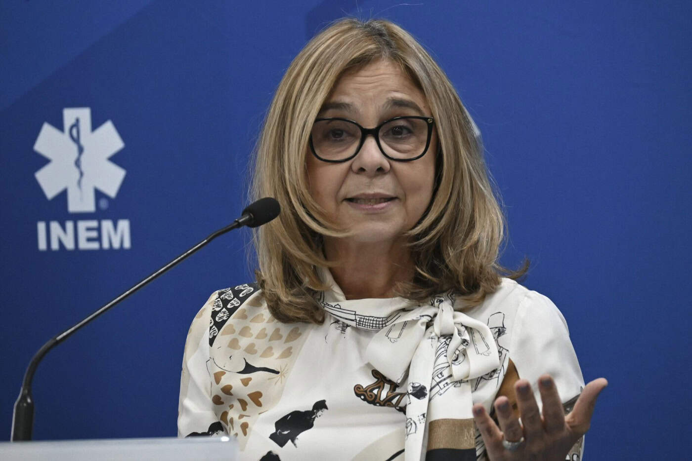 Ministra da Saúde vai ao parlamento explicar situação das urgências