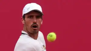 Tenista Jaime Faria qualifica-se para o Open da Austrália&nbsp;