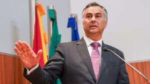 Ministério da Educação esclarece que eventual descongelamento das propinas será só em 2026&nbsp;