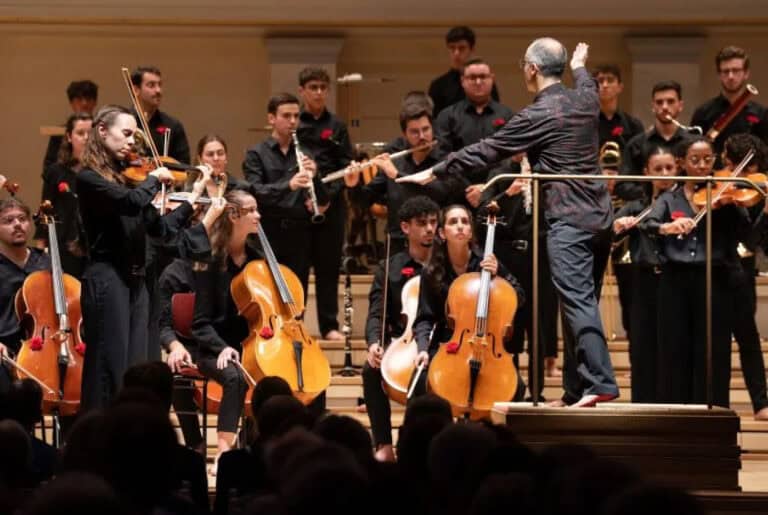 Rzewski e Shostakovich pela Jovem Orquestra Portuguesa no palco do Theatro Circo este sábado