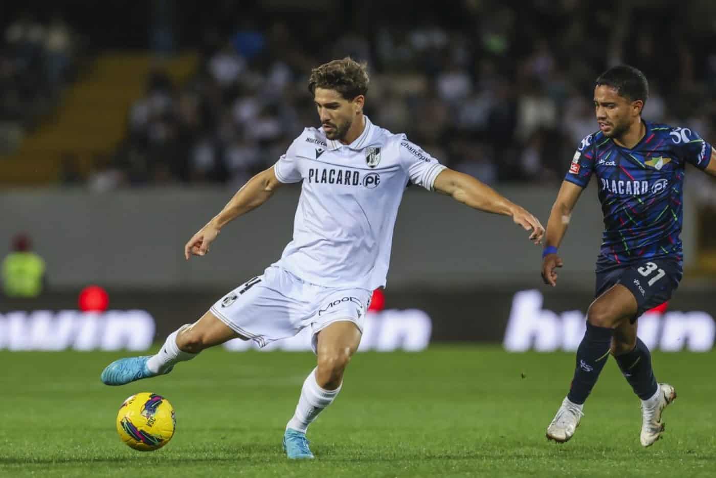 Tomás Ribeiro deixa Vitória SC e muda-se em definitivo para o Farense