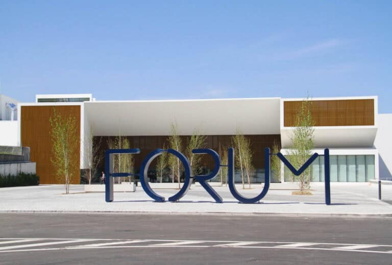 Exposição 'Com a Casa às Costas' é inaugurada na galeria Forum Arte Braga esta segunda-feira