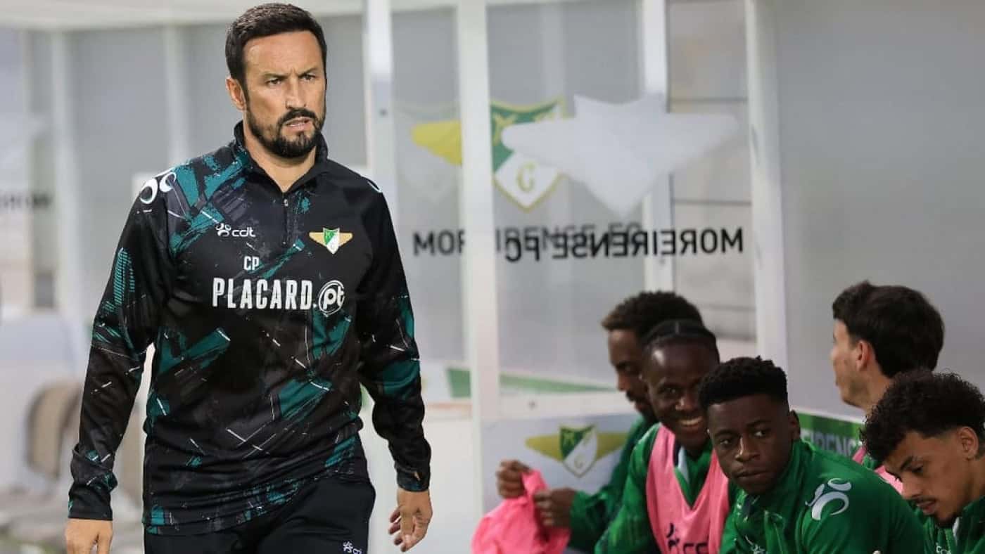 César Peixoto pede melhorias na “decisão e finalização” ante o Farense