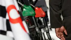 Governo disponível para usar mecanismo de correção para travar subida dos combustíveis&nbsp;