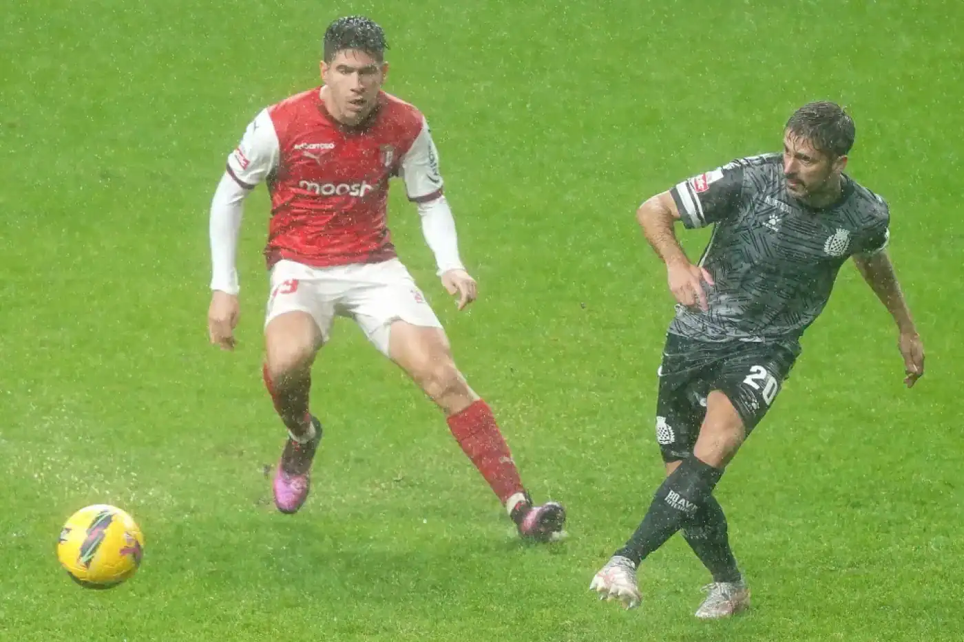 SCB vence Boavista por 3-0. Carvalhal elogia coesão da equipa