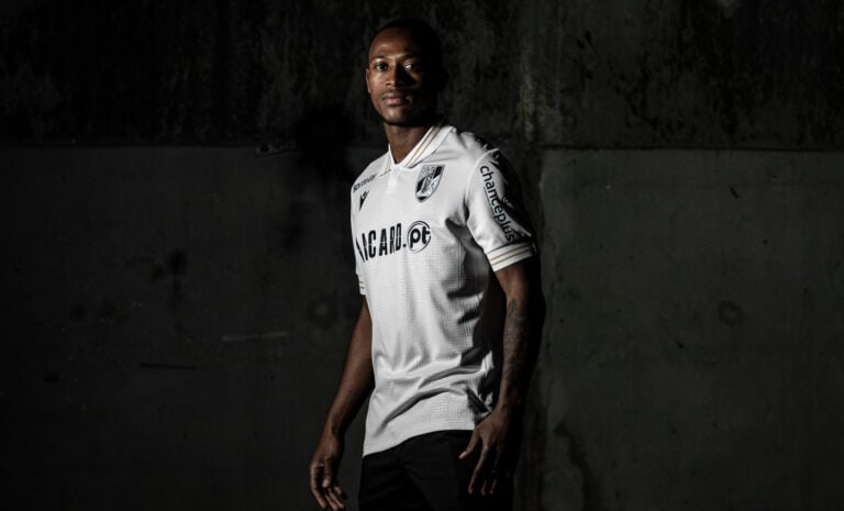 Vitória SC anuncia Umaro Embaló
