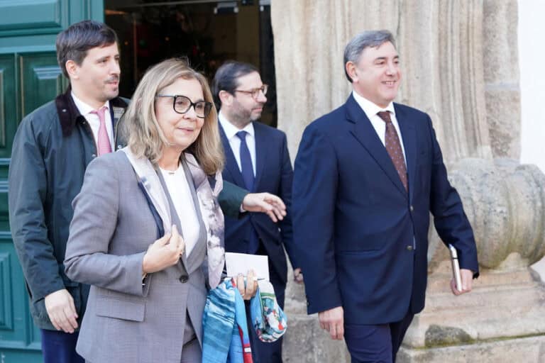 Governo recebeu relatório da comissão que avaliou as ULS universitárias