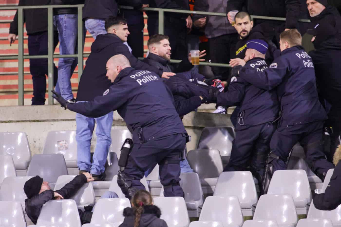 SCB castigado pela UEFA paga 48 mil euros de multa