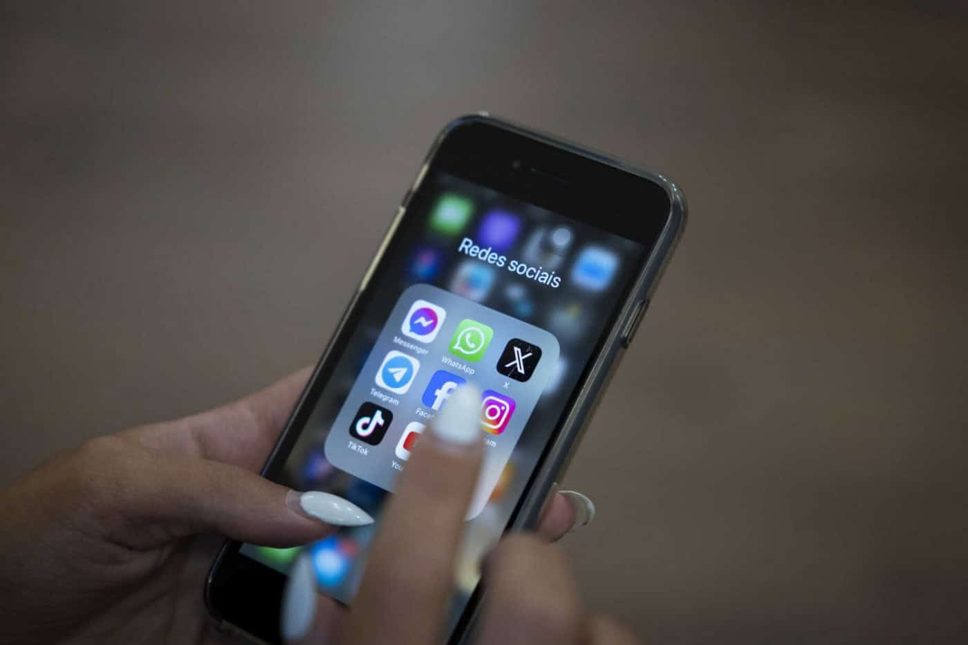 WhatsApp denuncia ciberespionagem a jornalistas com 'software' israelita