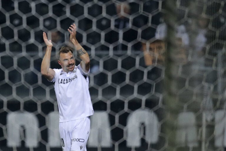 Vitória SC vence AVS com golos de Samu e Telmo Arcanjo