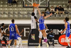 Adeptos ‘casuals’ interrompem jogo de basquetebol entre Vitória e FC Porto&nbsp;