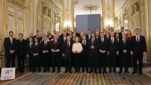 Mais de 60 países sem EUA e Reino Unido pedem IA ética na cimeira de Paris&nbsp;