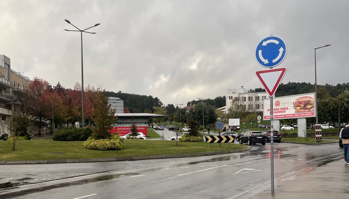 Maioria dos docentes da UMinho utiliza o carro para ir trabalhar
