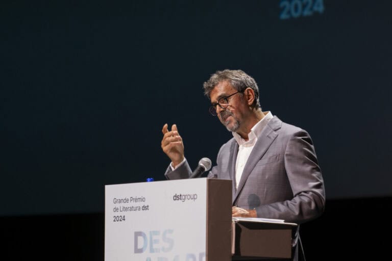Grande Prémio de Literatura dst abre candidaturas para a 30.ª edição