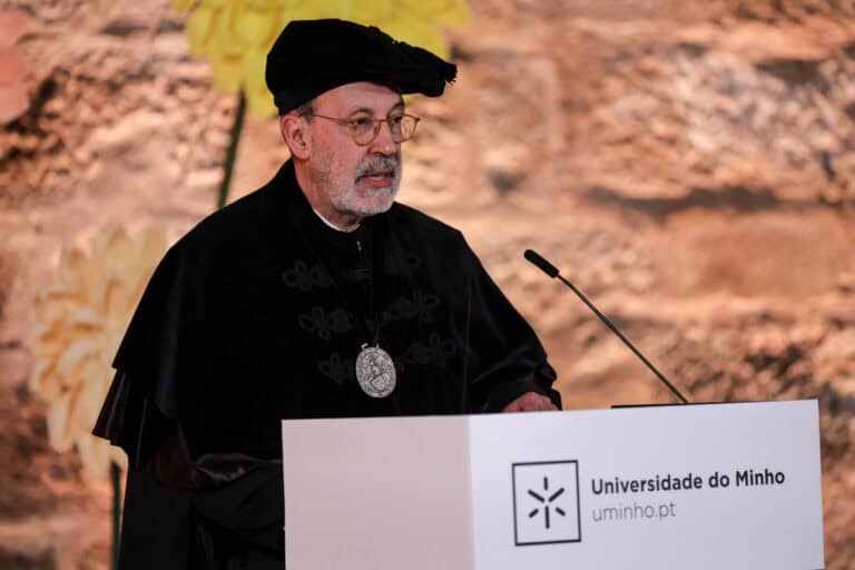 "Educação superior deve ser capaz de perspetivar o futuro além de ciclos governamentais"